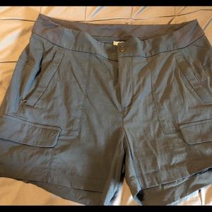 Grey Athleta cargo shorts